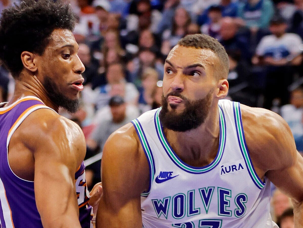 NBA: Phoenix Suns at Minnesota Timberwolves