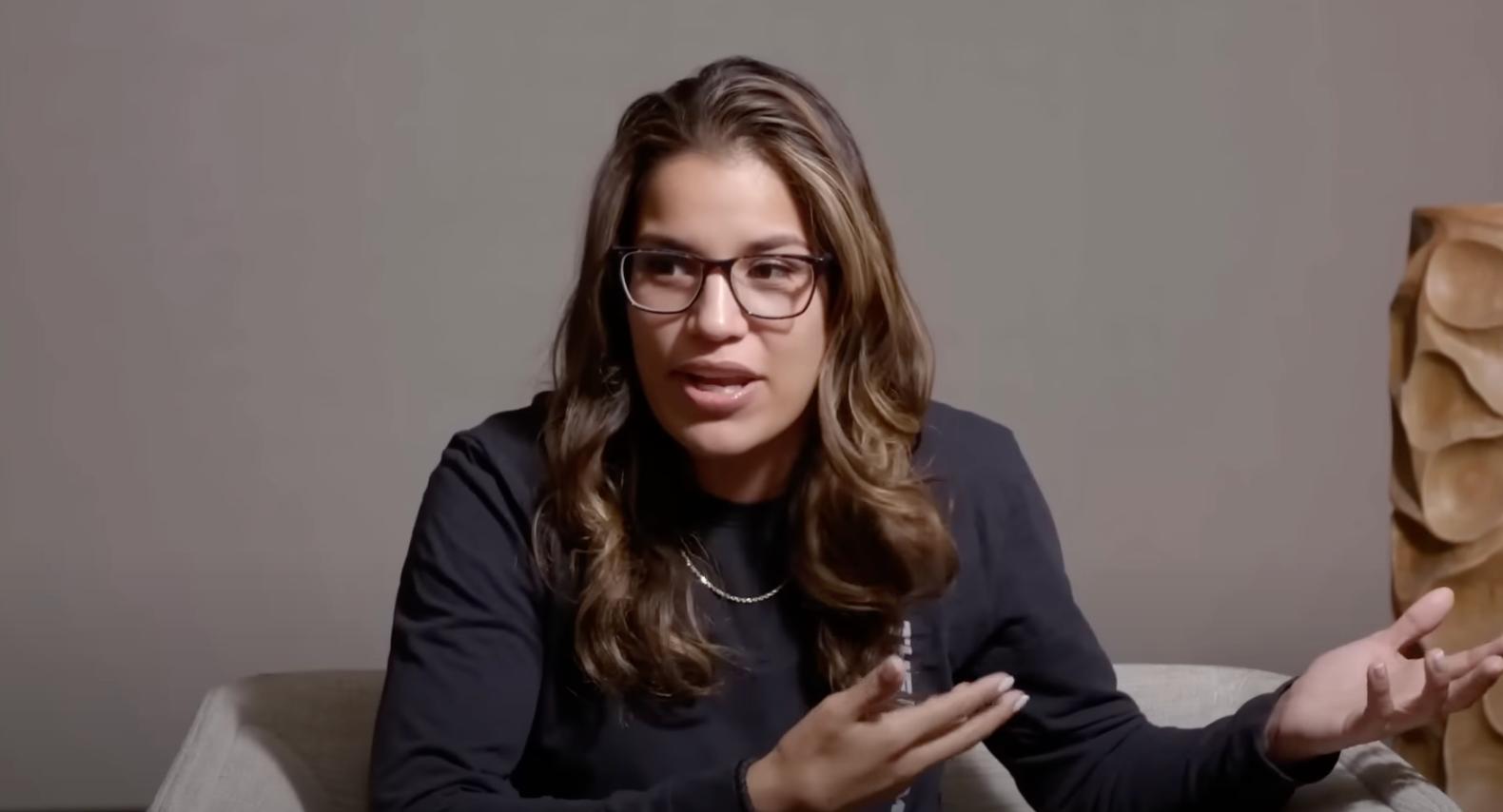 Julianna Pena 