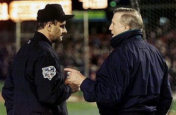 MLB: 2000 World Series-Game 3-New York Yankees at New York Mets