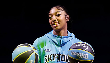 WNBA: New York Liberty at Chicago Sky
