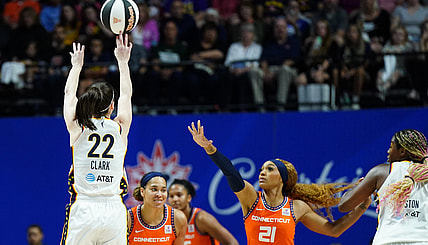WNBA: Indiana Fever at Connecticut Sun
