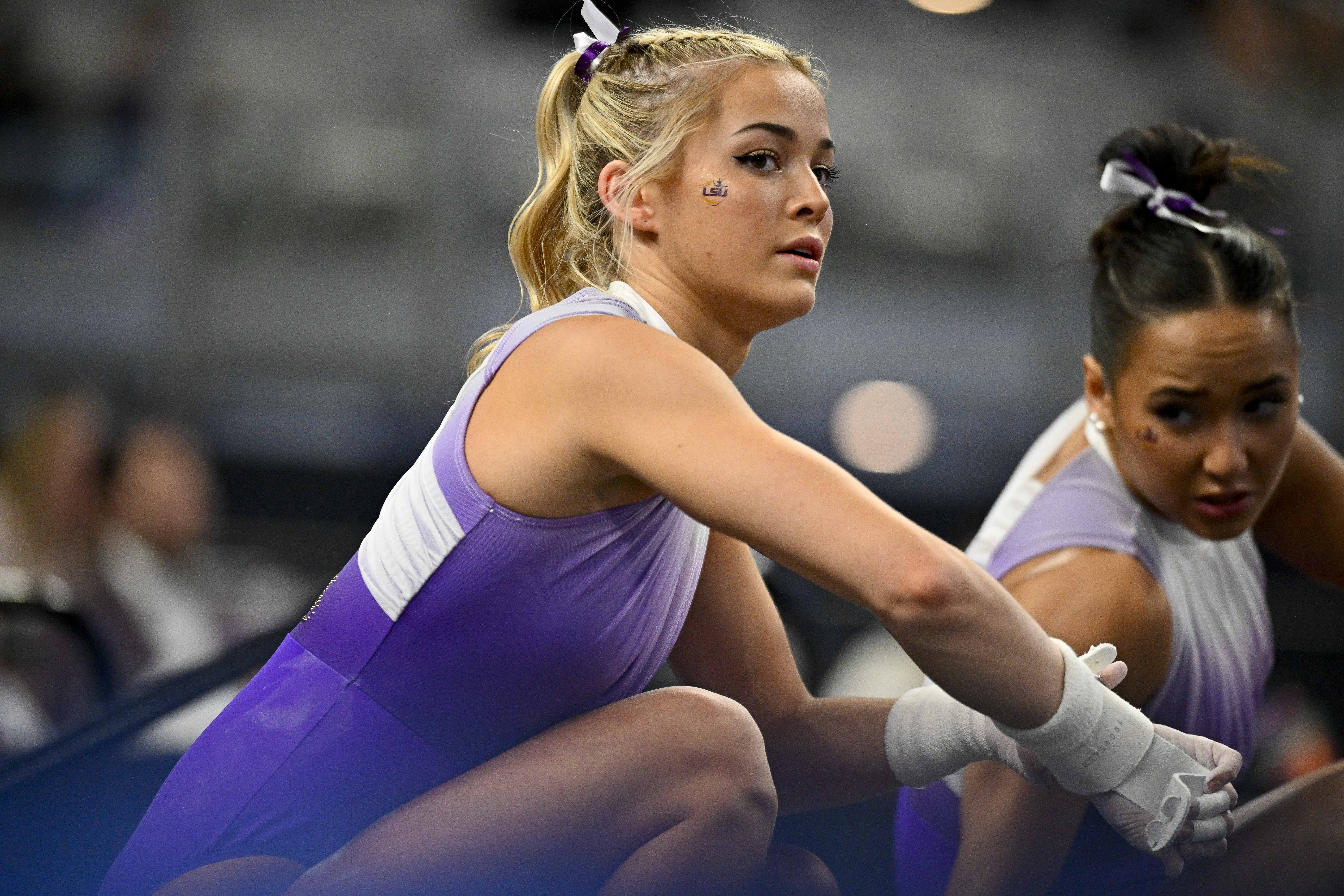 NCAA Womens Gymnastics: Womens National Gymnastics Championship