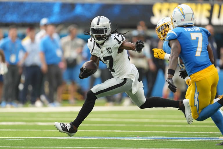 NFL: Las Vegas Raiders at Los Angeles Chargers / how to watch las vegas raiders games
