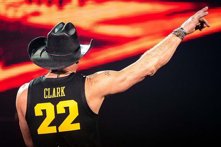 Tim McGraw, Caitlin Clark