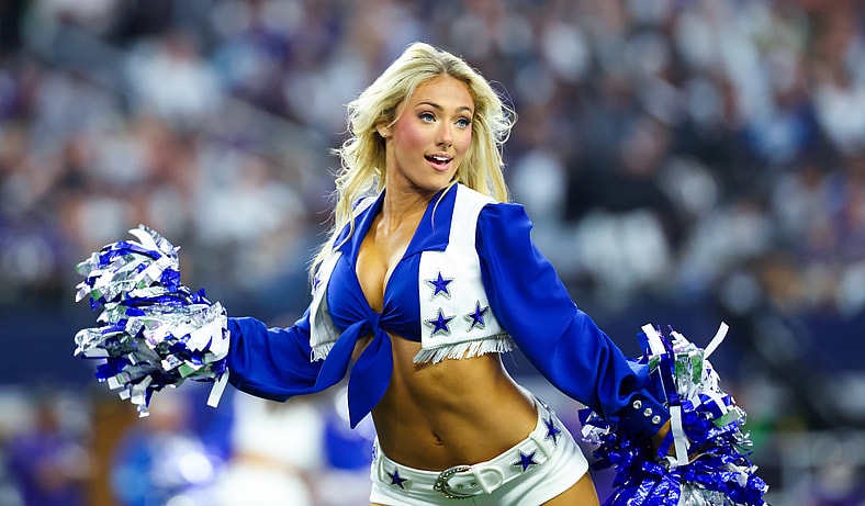 NFL: Baltimore Ravens at Dallas Cowboys