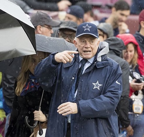 Jerry Jones, Landover