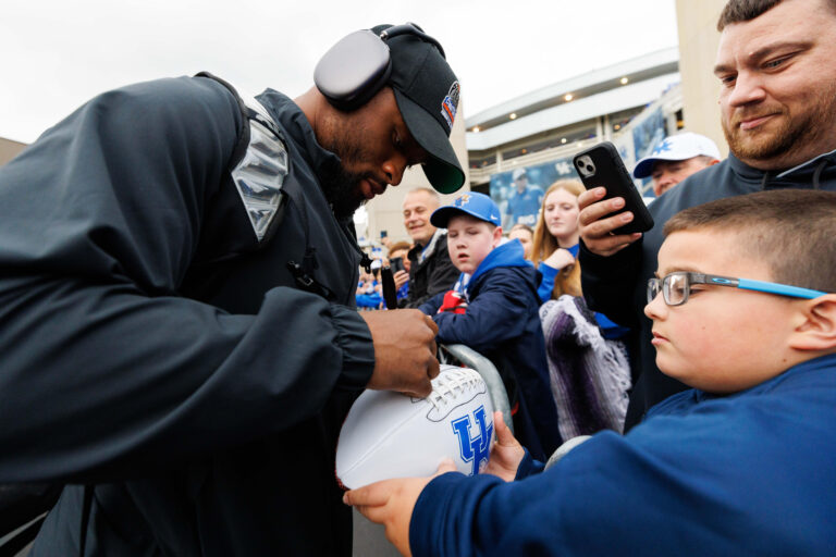 Kentucky Wildcats running back Ray Davis