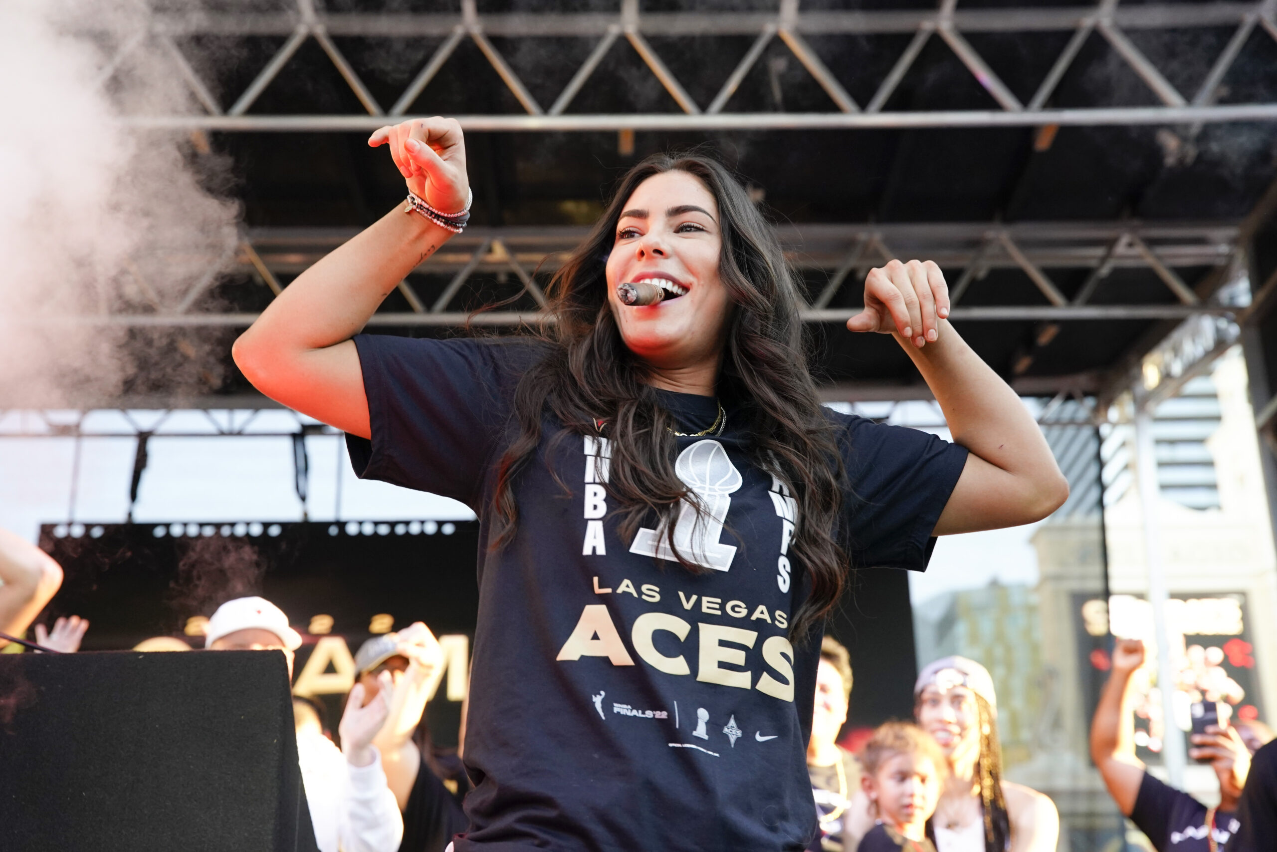 Las Vegas Aces Star Kelsey Plum Goes Viral: What Was Darren Waller