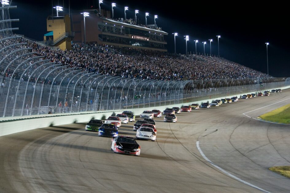 how to watch NASCAR cup series