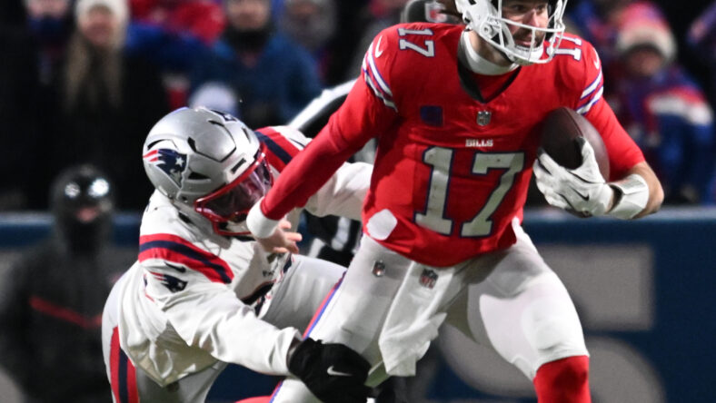 NFL: New England Patriots at Buffalo Bills